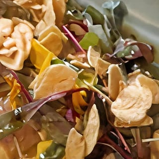 Seared Tuna Carpaccio with Garlic Chips